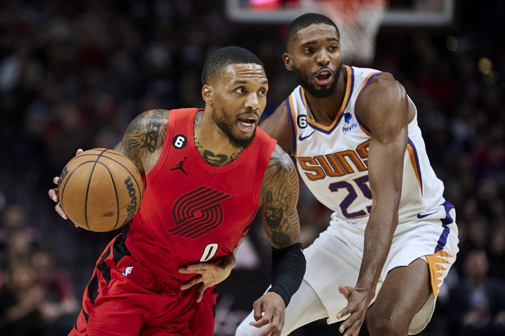 NBA, τα αποτελέσματα της βραδιάς: Ο Λίλαρντ πλήγωσε με 41 πόντους τους Σανς, νίκες για Χιτ, Γουίζαρντς και Πέλικανς