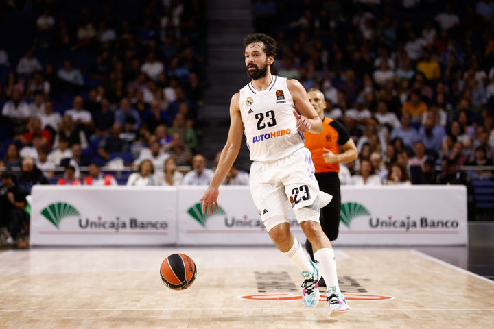 Ρεάλ – Φουενλαμπράδα 91-69: Με vintage Γιούλ και πυλώνα Ντεκ