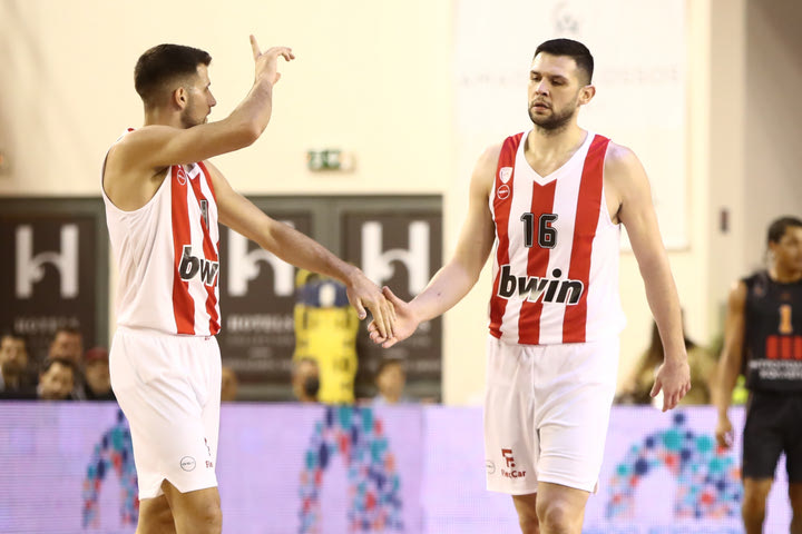 Super Cup, Ολυμπιακός – Προμηθέας: Φορτσάτος ο Λούντζης με τρία συνεχόμενα τρίποντα