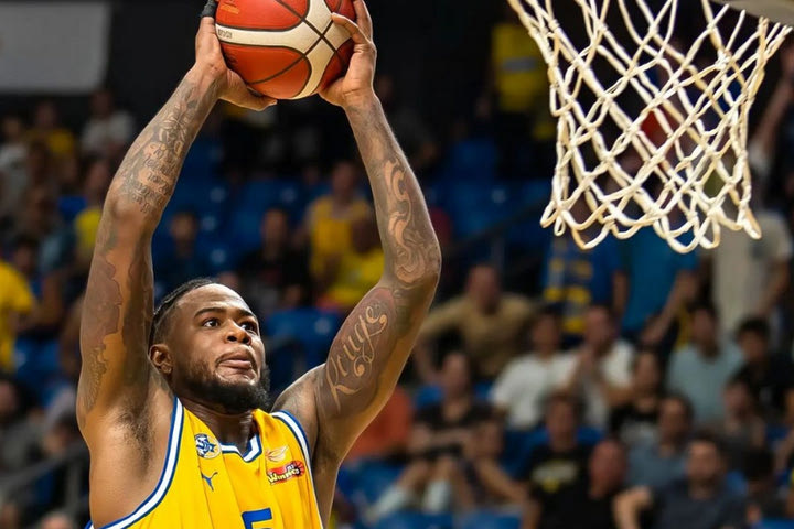 Μακάμπι Τελ Αβίβ – Μονακό 78-70: Γύρισε από την κόλαση του -19 και πήρε τη νίκη