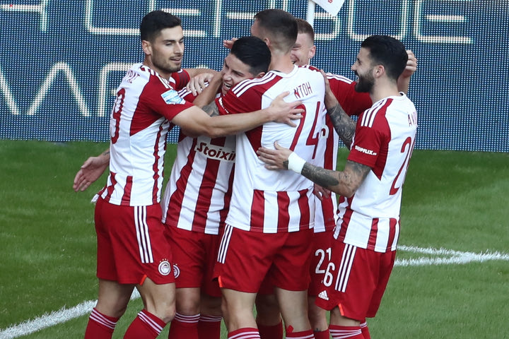 Super League: Η βαθμολογία μετά από τη νίκη του Ολυμπιακού επί της Λαμίας