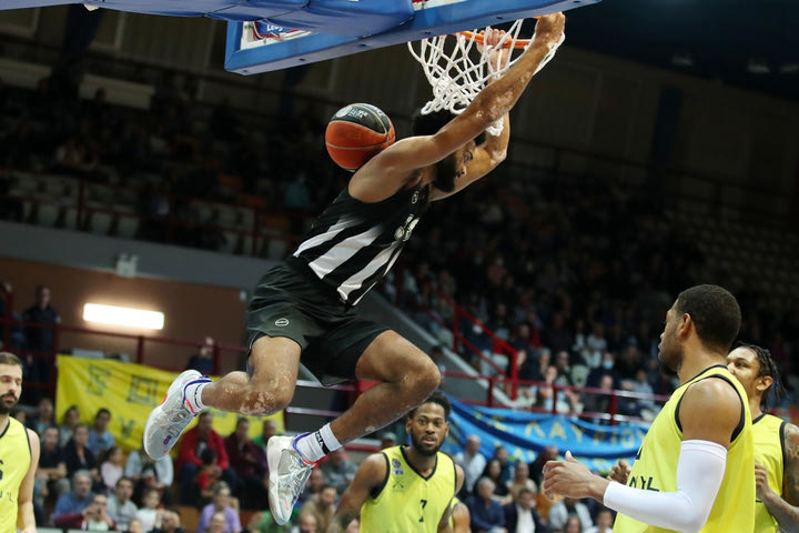 Λαύριο – ΠΑΟΚ 70-75: Το κρύο αίμα του Ράιλι έφερε το διπλό