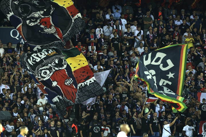 Παρί Σεν Ζερμέν: Η UEFA τιμωρεί τους Παριζιανούς για το πανό υπέρ της Παλαιστίνης