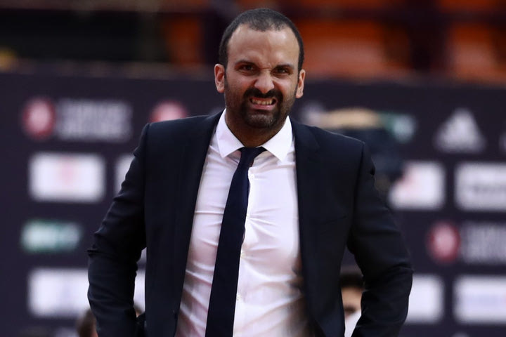 Βιλερμπάν: Στην αγορά γι’ ακόμη έναν ψηλό εξαιτίας του τραυματισμού του Γιουσουφά Φαλ