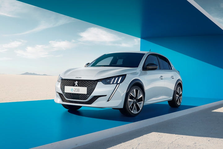 Νέο Peugeot e-208 με περισσότερη δύναμη και αυτονομία