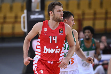 Ιντάλγκο για Βεζένκοβ: “Συγχαρητήρια αδερφέ, θα λείψεις πολύ από τους φίλους του Ολυμπιακού”