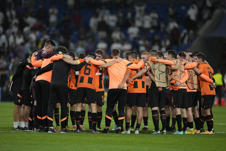 Προπονητής Σαχτάρ: “Δεν μπορώ να αγνοώ πώς νιώθουν οι παίκτες μου, έχουν συγγενείς στις ζώνες μάχης”