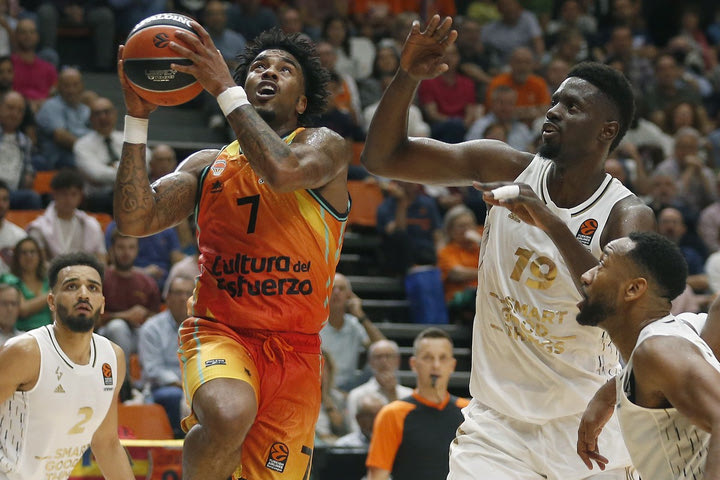 Βαλένθια – Βιλερμπάν 76-77: Θρίαμβος με βολή στο φινάλε