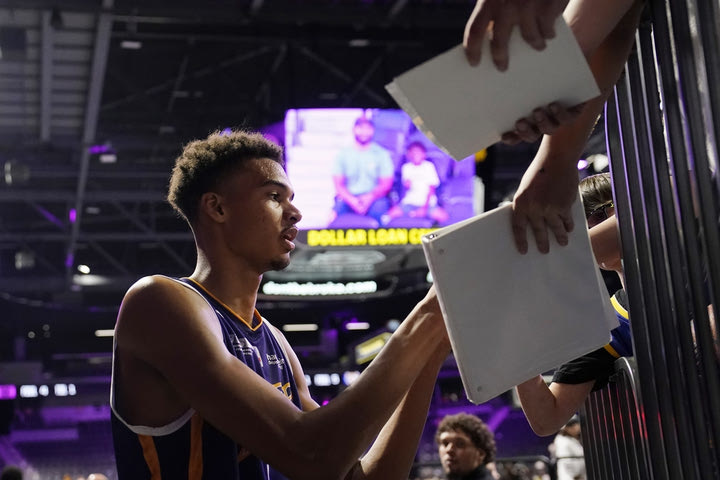 Το NBA πλήρωσε ένα αστείο ποσό για τα τηλεοπτικά δικαιώματα των αγώνων της ομάδας του Γουεμπανιαμά