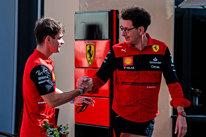 Formula 1: Με μια φωτογραφία η Ferrari απάντησε στις φήμες για ένταση μεταξύ Λεκλέρ – Μπινότο
