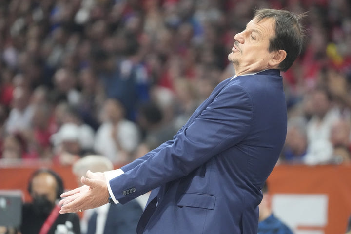 Η Ένωση Προπονητών της EuroLeague στήριξε τον Αταμάν στην κόντρα με τον Ερυθρό Αστέρα και τους οπαδούς του