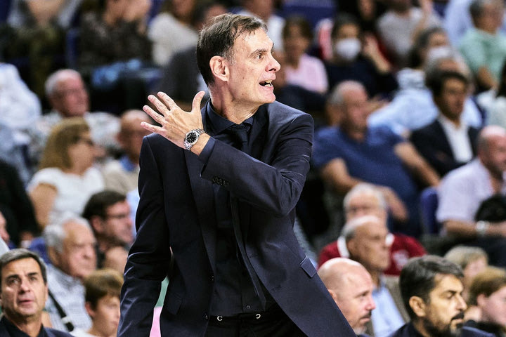 Μπαρτζώκας: “Τους δίναμε τη μπάλα στα χέρια, ανεπίτρεπτο να χάνεται διψήφια διαφορά”