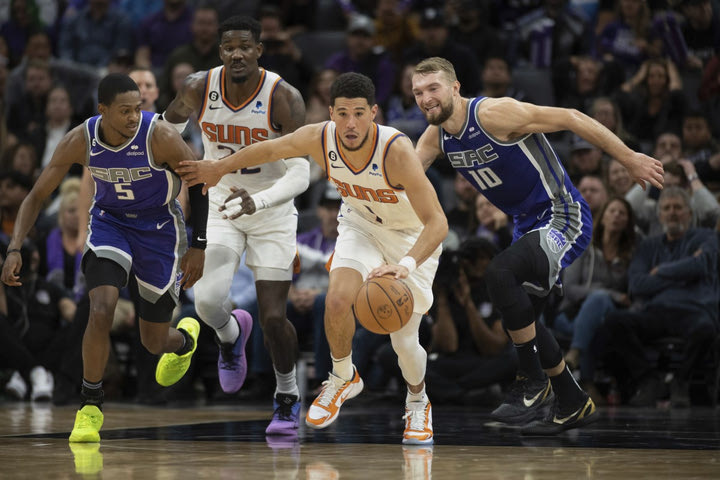 NBA: One Μπούκερ show στο Σακραμέντο, γύρισε ο Σιάκαμ και πανηγύρισε το Τορόντο