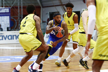 Λαύριο – Περιστέρι 79-85: Η ομάδα του Σπανούλη συνέχισε ακάθεκτη, απέναντι σε έναν αντίπαλο που δεν μπορεί να σηκώσει κεφάλι