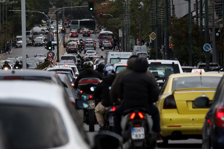 Αυθεντικός Μαραθώνιος Αθήνας: Οι κυκλοφοριακές ρυθμίσεις της Κυριακής – Ποιοι δρόμοι θα μείνουν κλειστοί