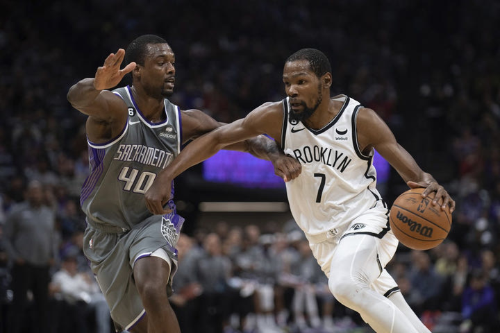 NBA: Απίθανοι Κινγκς, ισοπέδωσαν με 153-121 τους απογοητευτικούς Νετς