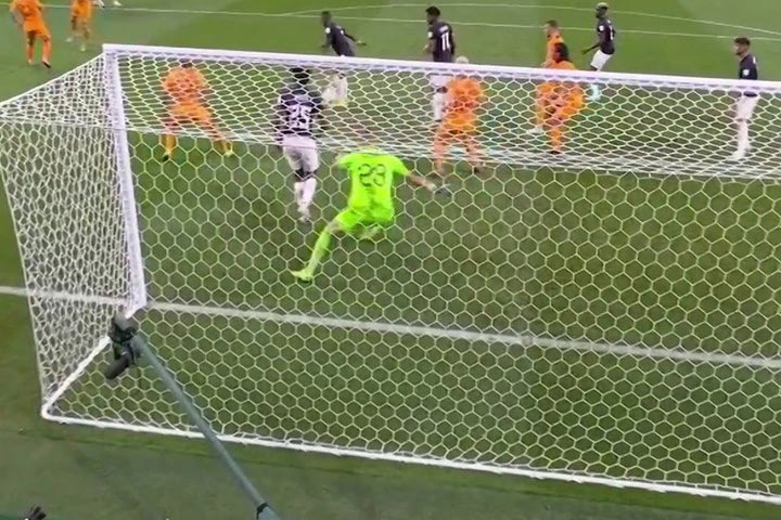 Μουντιάλ 2022, Ολλανδία – Εκουαδόρ: Δεν μέτρησε το γκολ του Εστουπινιάν για οφσάιντ