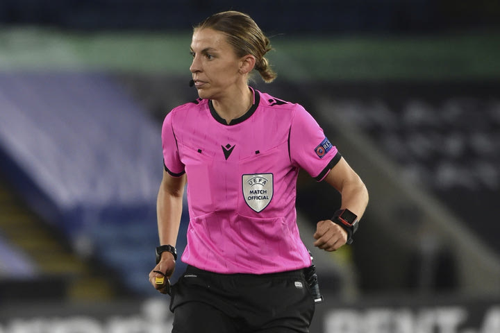 Μουντιάλ 2022: Γράφει ιστορία η Φραπάρ, πρώτη γυναίκα διαιτητής που θα σφυρίξει σε Μουντιάλ ανδρών, ορίστηκε στο Κόστα Ρίκα-Γερμανία