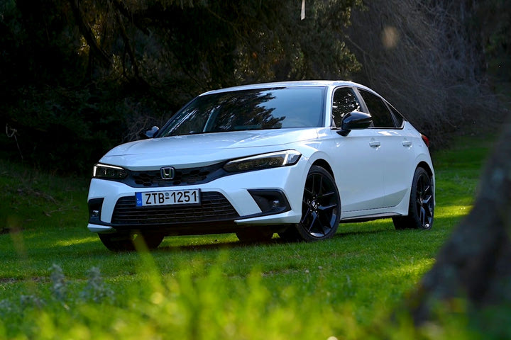 Honda Civic e:HEV – Video Δοκιμή: Τεστάρουμε εξαντλητικά το νέο Civic για να δούμε πόσο σπορ, πόσο οικογενειακό, αλλά και πόσο οικονομικό είναι