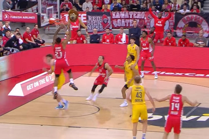 Το Top-10 της 10ης αγωνιστικής της EuroLeague με Σλούκα – Μπόλομποϊ στο Νο9