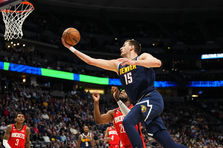 NBA: Γιόκιτς – Μάρεϊ έβαλαν 63 στους Ρόκετς, κομβικός ο Γουίλιαμσον για τους Πέλικανς