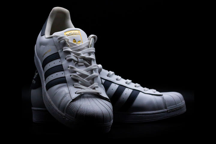 Black Friday: Παπούτσια adidas έως 100 ευρώ