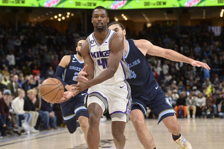 NBA, Γκρίζλις – Κινγκς 109-113: Το βασιλικό σερί έφτασε στο 7-0