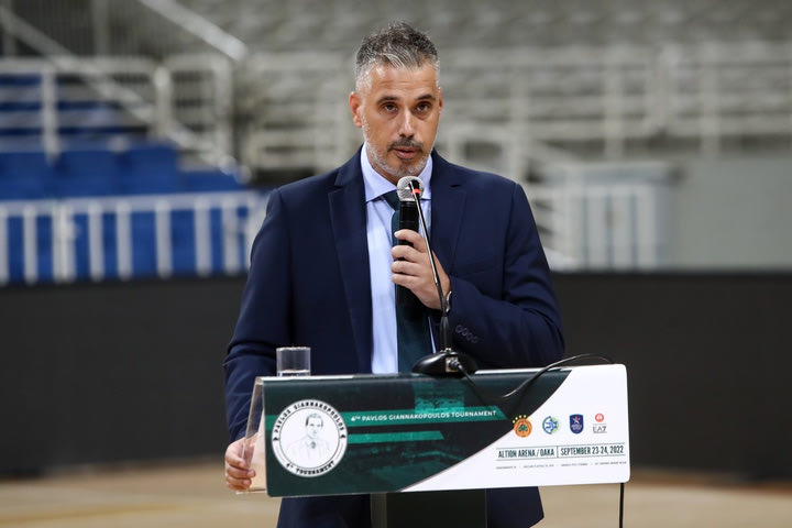 Κοντός: “Από τα εισιτήρια που εξασφαλίσαμε τα μισά και πλέον δεν μπήκαν στο γήπεδο, αισθάνομαι ντροπή”