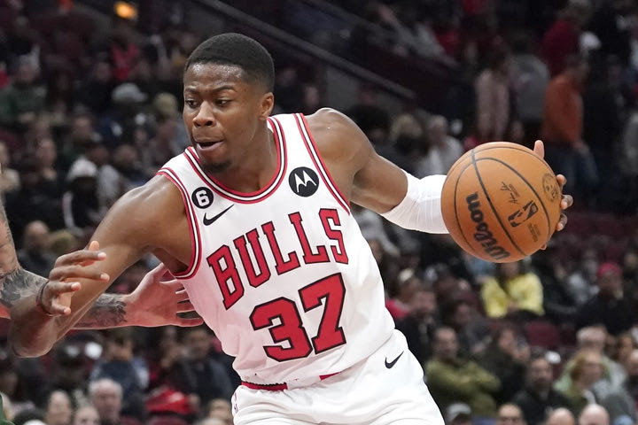 Ο Κώστας Αντετοκούνμπο “καθάρισε” με το NBA και είναι πλέον free agent