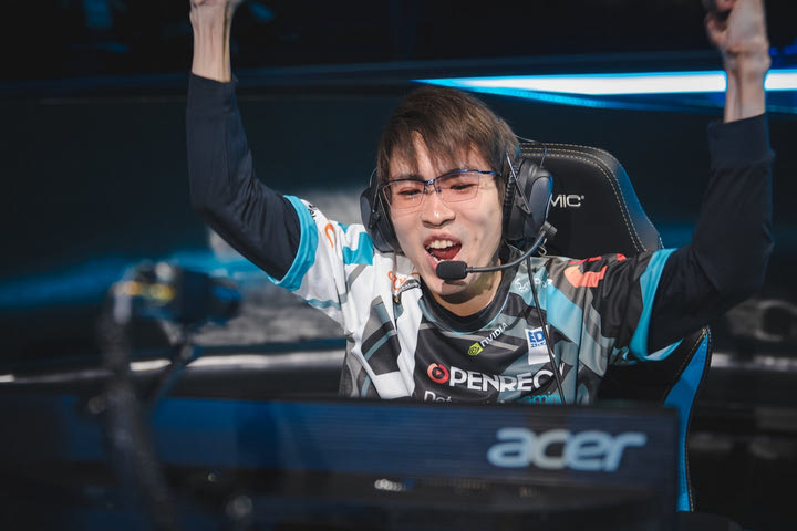 Ο Εvi γίνεται ο νέος Top laner για τη Team Heretics στο LEC