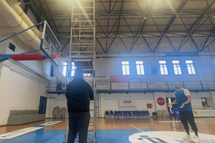 Ο ΑΟ Μυκόνου τρόλαρε το σκηνικό με Αντετοκούνμπο – Χάρελ σε ένα απίθανο VIDEO και “εδώ δεν είναι Πάτρα”