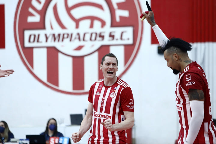 Ολυμπιακός – Μπουργκάς 3-0: Αποφασιστικό βήμα πρόκρισης στους 8 του Challenge Cup