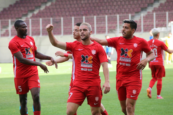 Super League 2: ΠΑΟ Ρουφ και Ηρακλής Λάρισας πήραν πιστοποιητικό, όχι όμως η Ηλιούπολη