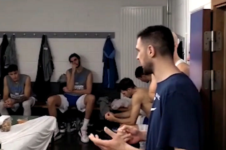 Εθνική μπάσκετ: Η ανατριχιαστική ομιλία και το αρχηγικό respect του Παπανικολάου στους διεθνείς των “παραθύρων”