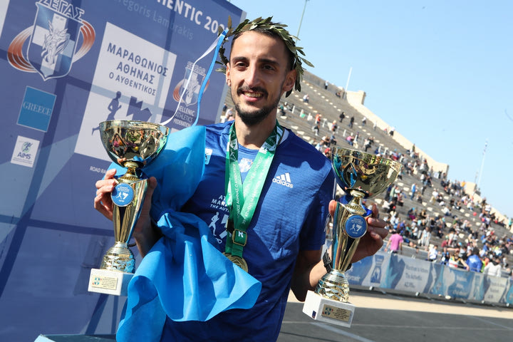 Ο Χαράλαμπος Πιτσώλης αποκλειστικά στο SPORT24: “Είμαι σοκαρισμένος από τη νίκη, δεν καταλαβαίνω Χριστό από τη χαρά μου”