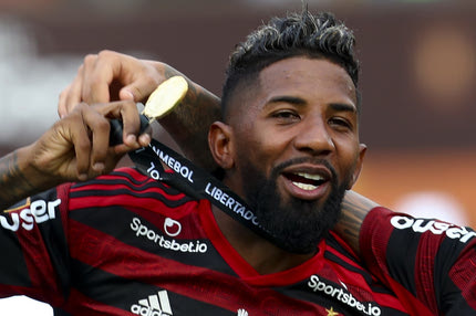 Ολυμπιακός: Προχωρημένες συζητήσεις με Ροντινέι για συμβόλαιο 2,5 ετών