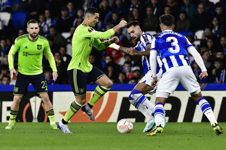 Europa League: Η Γιουνάιτεντ πήρε τη νίκη και η Σοσιεδάδ την πρωτιά, στο Conference η Τράμπζονσπορ με γκολ Μπακασέτα