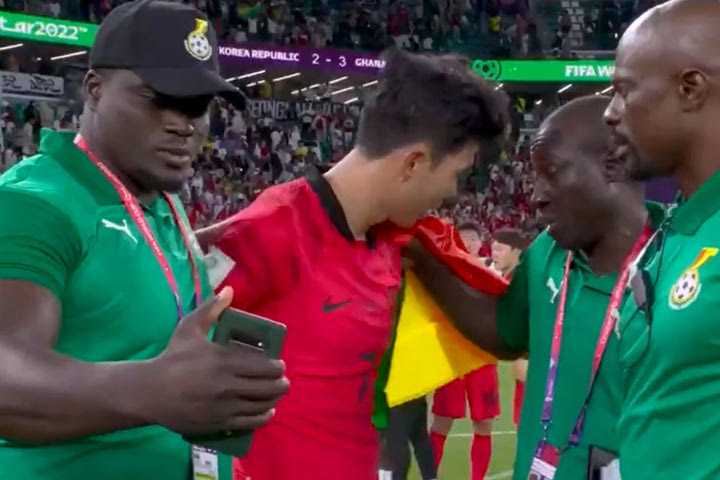 Μουντιάλ 2022: Ο Σον έκλαιγε και μέλος του σταφ της Γκάνας έβγαλε selfie μαζί του