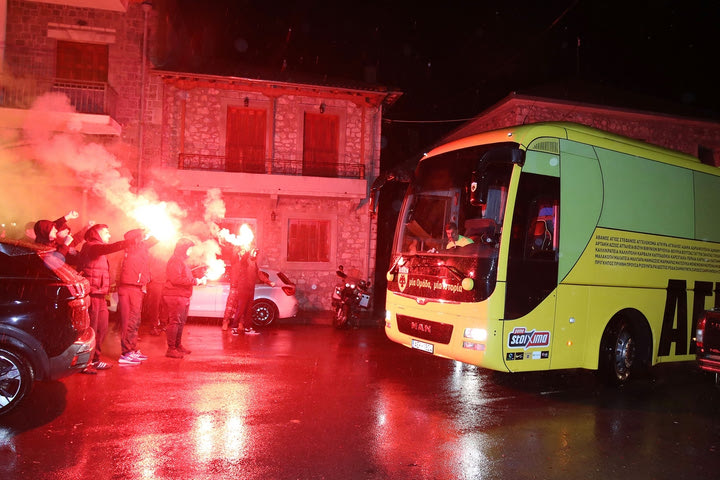 ΑΕΚ: Αποθέωση στη βροχή για την αποστολή της Ένωσης στη Βυτίνα