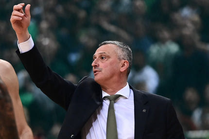 Ράντονιτς: “Συγγνώμη από τον κόσμο, πρέπει να μιλήσουμε γι’ αυτή την πολύ περίεργη εικόνα”