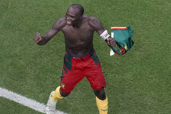 Μουντιάλ 2022, Καμερούν – Βραζιλία 1-0: Αντίο με νίκη για τα αδάμαστα λιοντάρια, σκόραρε και αποβλήθηκε ο Αμπουμπακάρ