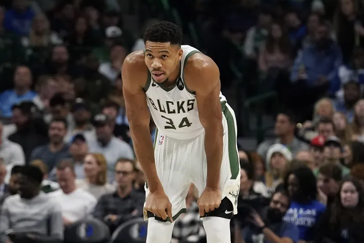 Νέο σοκ με Αντετοκούνμπο στο Μιλγουόκι: "Θα μου πουν ότι μένω 4-6 εβδομάδες εκτός"