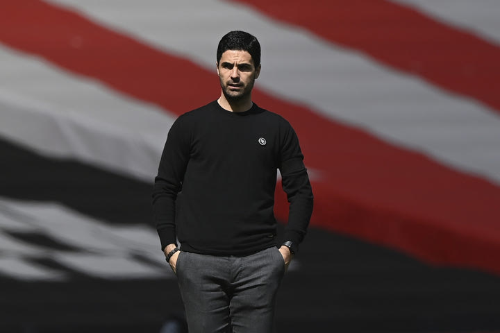 Άρσεναλ: Ο Αρτέτα περικυκλώθηκε από φίλους των gunners που του ζήτησαν να φύγει από την ομάδα