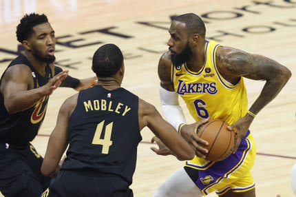 ΝΒΑ, Καβαλίερς – Λέικερς 116-102: Ο Μίτσελ και ο Ντέιβις “αρρώστησαν” τον Λεμπρόν παρά την αποθέωση στο Κλίβελαντ