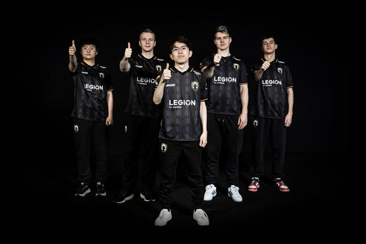 Αυτό είναι το πρώτο ρόστερ της Team Heretics στο LEC