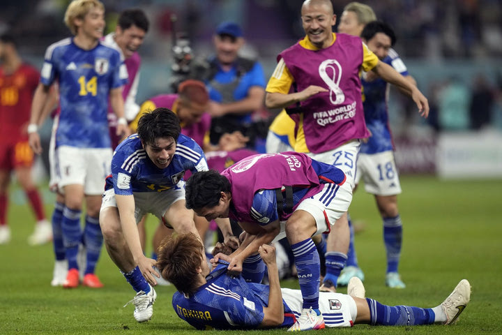 Μουντιάλ 2022: Οι εννέα φορές που άλλαξε η βαθμολογία του Ε’ ομίλου την ώρα των Ιαπωνία – Ισπανία και Κόστα Ρίκα – Γερμανία