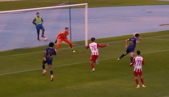 Η Athens Kallithea ισοφάρισε σε 1-1 τον Ολυμπιακό Β’ με κεφαλιά του Κυνηγόπουλου