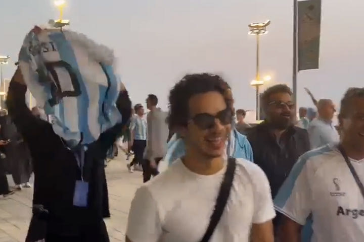 Μουντιάλ 2022, Αργεντινή – Γαλλία: Η φανταστική ατμόσφαιρα των φίλων της “αλμπισελέστε” πριν από τον τελικό