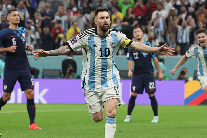 Μουντιάλ 2022: Ο Μέσι έκανε τον Τζόρνταν σε ημιτελικό Παγκοσμίου Κυπέλλου