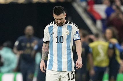 Μεξικανός ρεπόρτερ για Μέσι: “Είναι αποτυχημένος, γελάει ο Πελέ με τα τρία του Μουντιάλ”